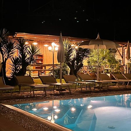 Casa Sorrento, Immerso Nel Verde A Pochi Passi Dal Centro Exteriör bild