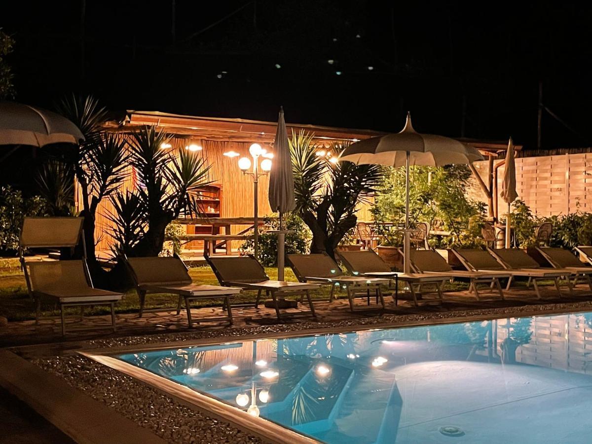 Casa Sorrento, Immerso Nel Verde A Pochi Passi Dal Centro Exteriör bild