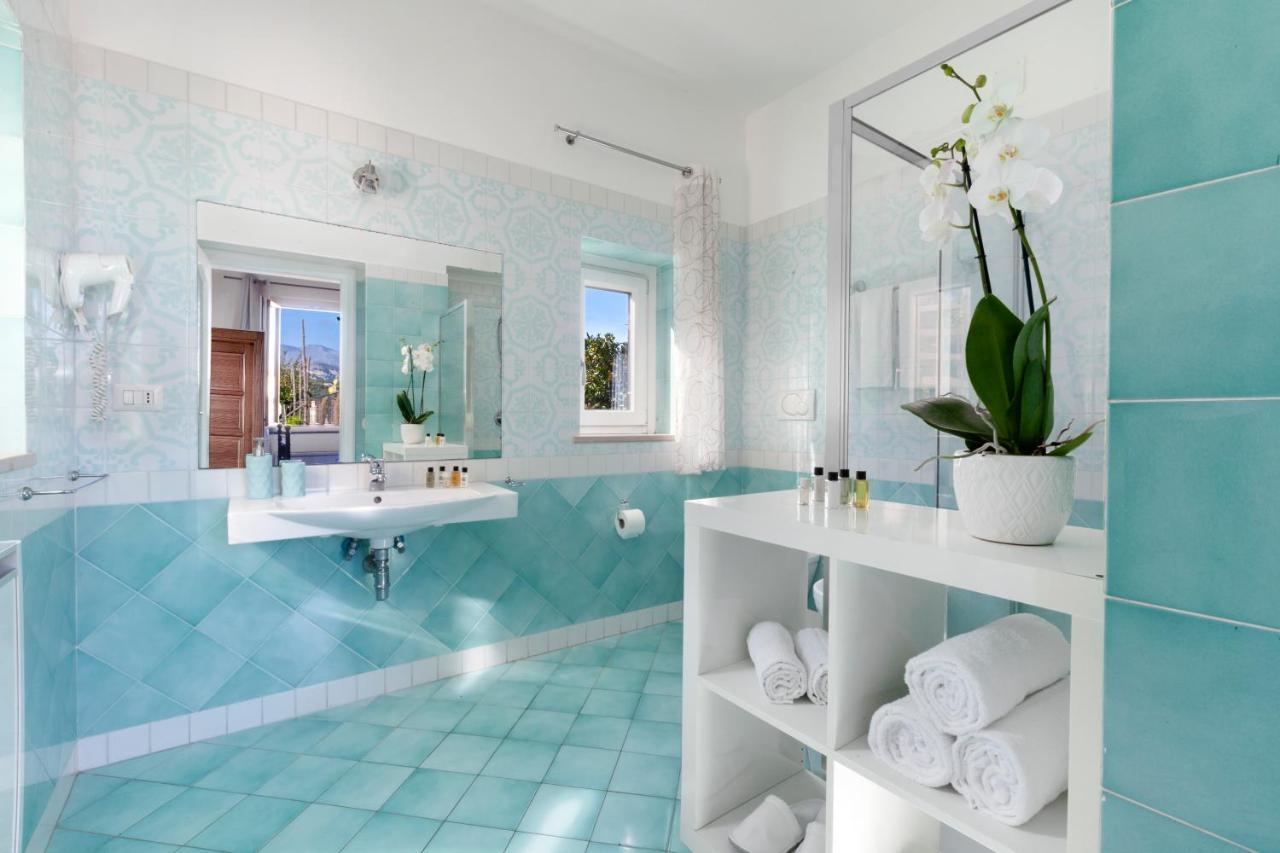 Casa Sorrento, Immerso Nel Verde A Pochi Passi Dal Centro Exteriör bild
